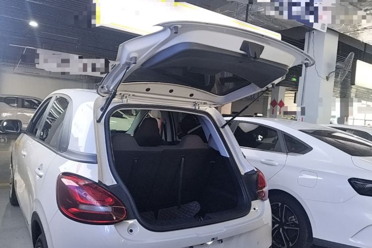 Used Wuling Bingo 2024 203km Light Edition Trunk