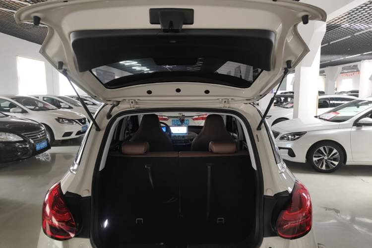 Used Wuling Bingo 2024 333 km Enjoyment Version Trunk
