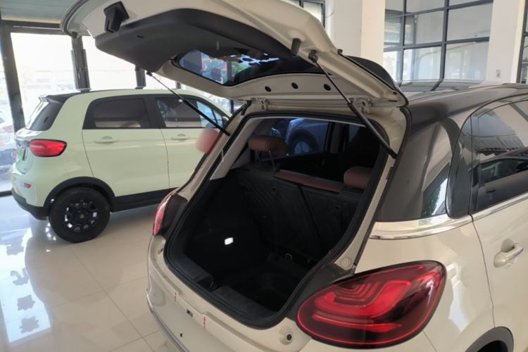 Used Wuling Bingo 2024 333 km Enjoyment Version Trunk