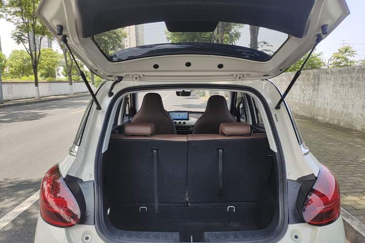 Used Wuling Bingo 2024 333 km Enjoyment Version Trunk