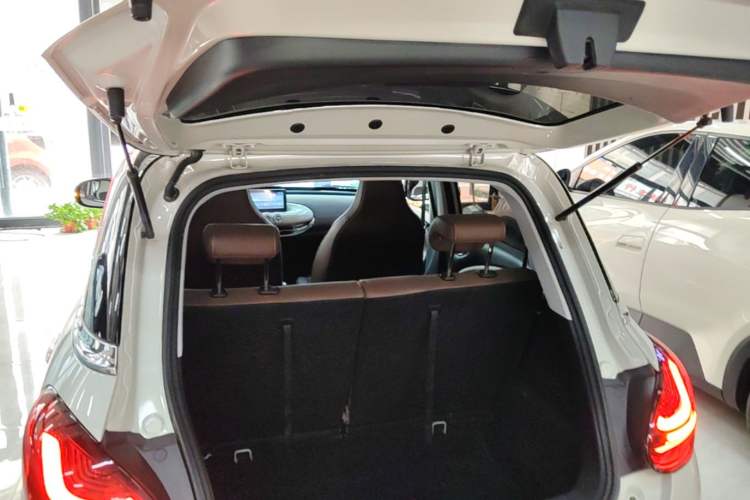 Used Wuling Bingo 2024 333 km Enjoyment Version Trunk