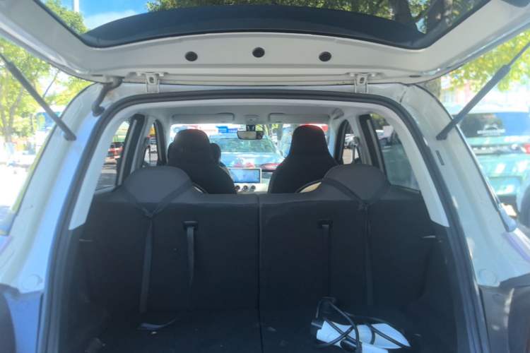 Used Wuling Bingo 2024 203km Light Edition Trunk