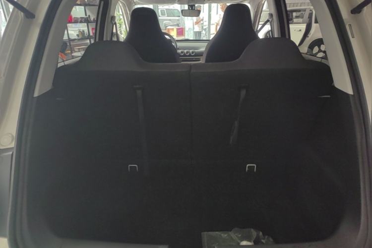 Used Wuling Bingo 2024 203km Light Edition Trunk