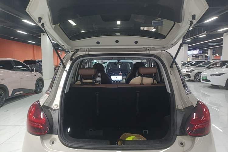 Used Wuling Bingo 2024 333 km Enjoyment Version Trunk