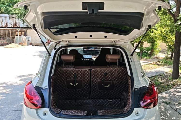 Used Wuling Bingo 2024 333 km Enjoyment Version Trunk