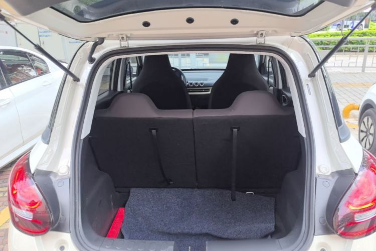 Used Wuling Bingo 2024 203km Light Edition Trunk