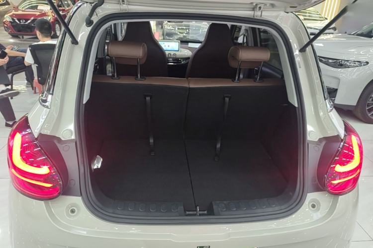 Used Wuling Bingo 2024 333 km Enjoyment Version Trunk