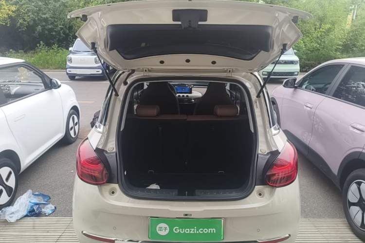 Used Wuling Bingo 2024 333 km Enjoyment Version Trunk