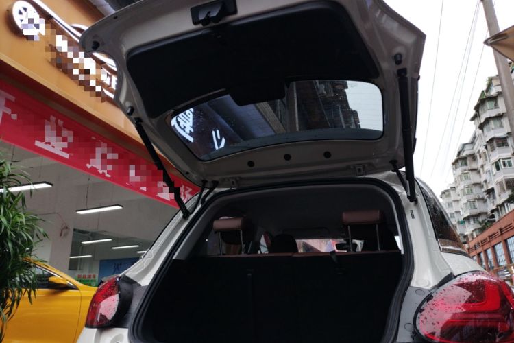 Used Wuling Bingo 2024 333 km Enjoyment Version Trunk