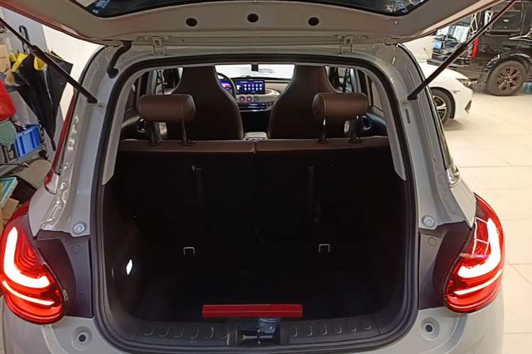 Used Wuling Bingo 2024 333 km Lingxi Connected Version Trunk
