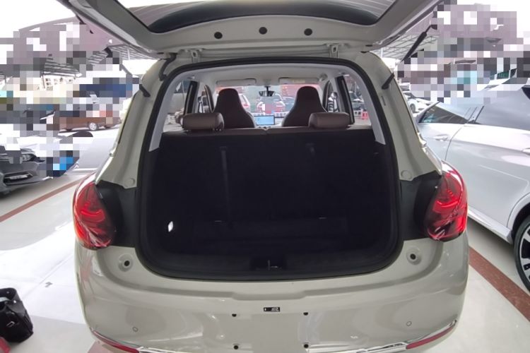 Used Wuling Bingo 2024 333 km Enjoyment Version Trunk