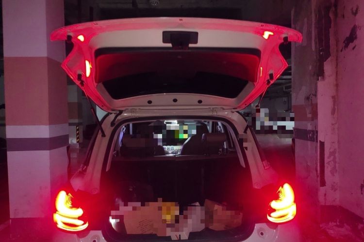 Used Wuling Bingo 2024 333 km Lingxi Connected Version Trunk