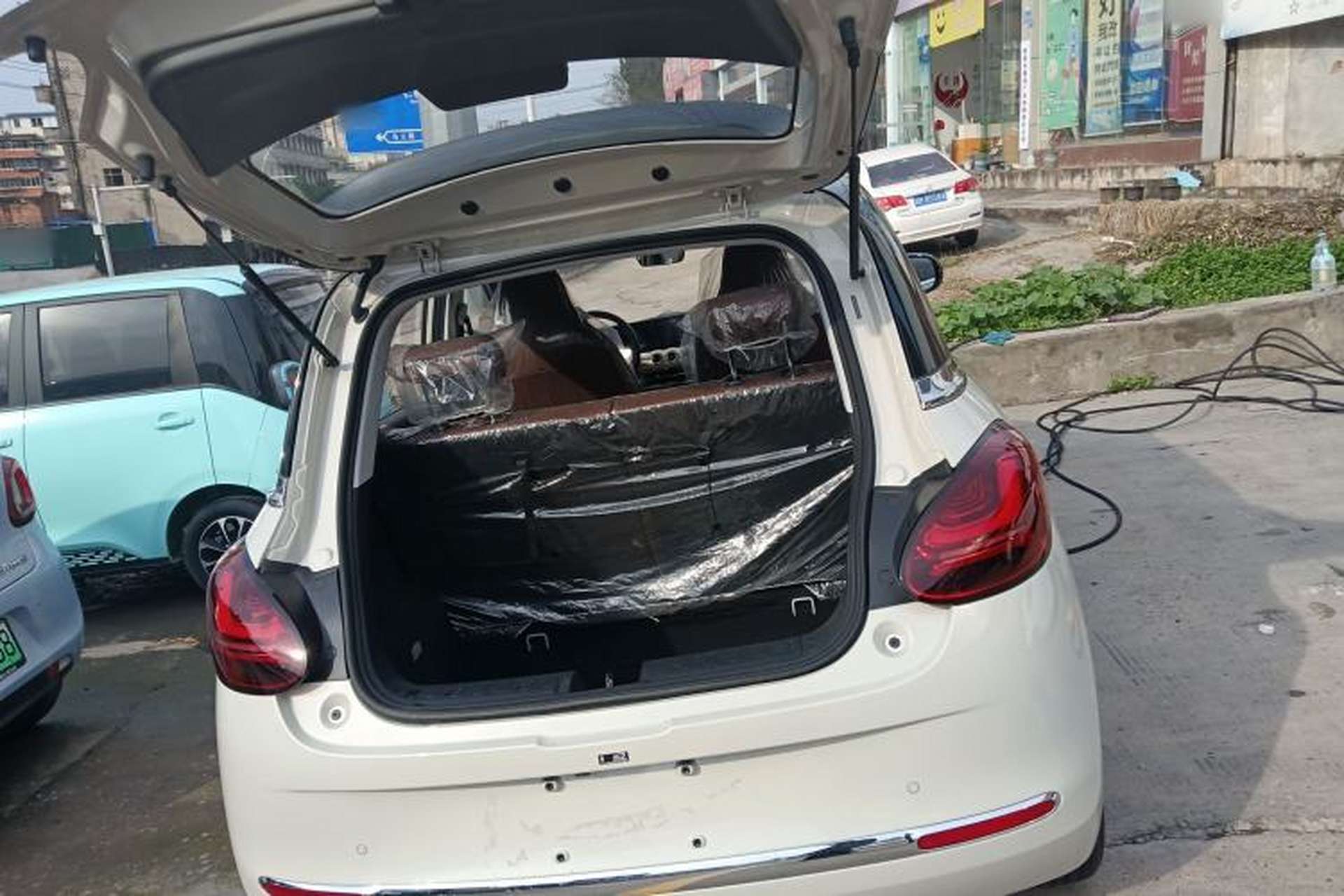 Used Wuling Bingo 2024 333 km Enjoyment Version Trunk