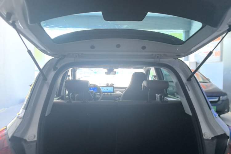 Used Wuling Bingo 2024 333 km Enjoyment Version Trunk