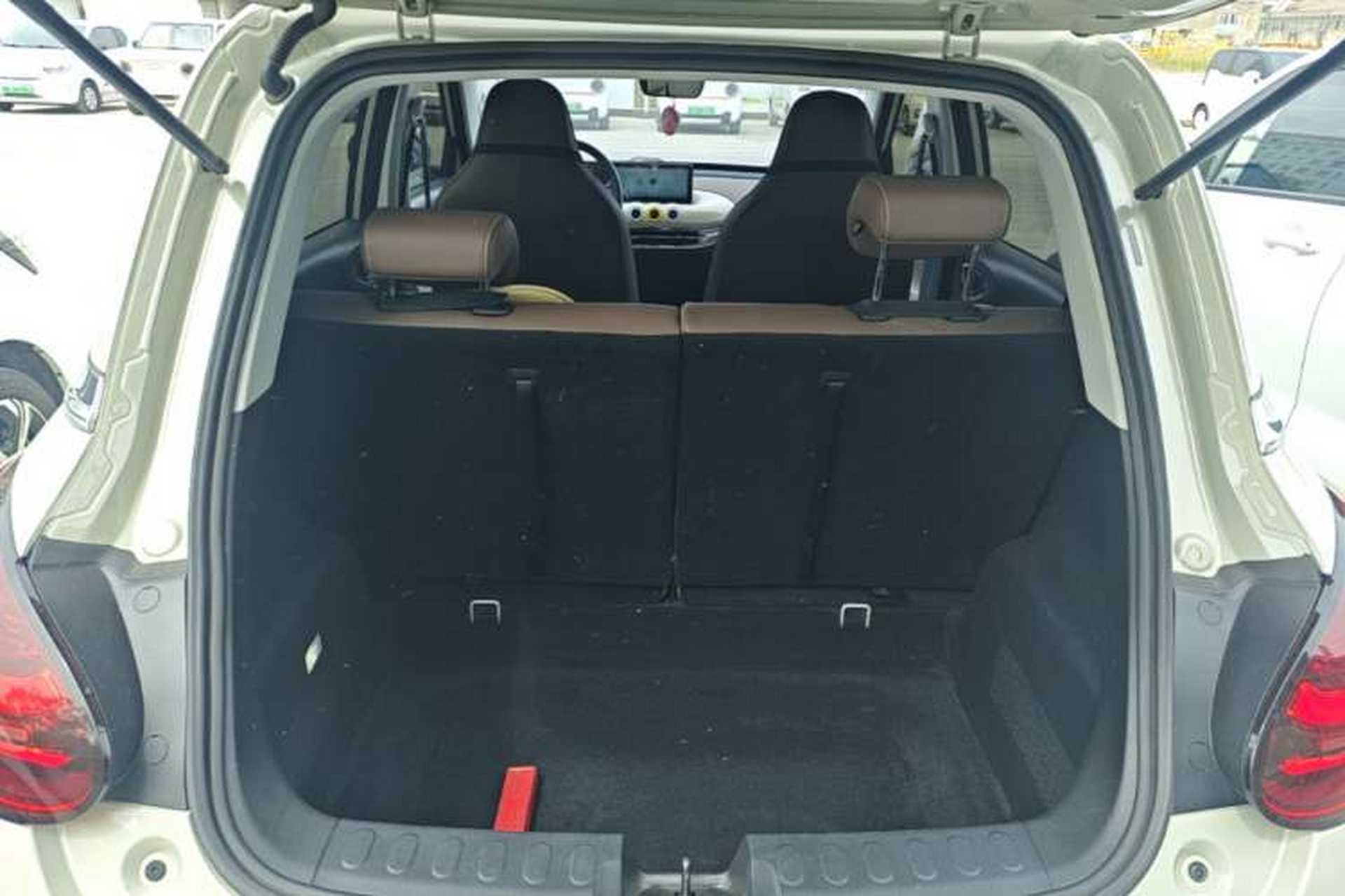 Used Wuling Bingo 2024 333 km Enjoyment Version Trunk