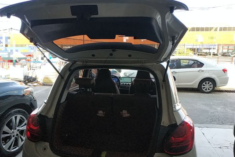 Used Wuling Bingo 2024 333 km Enjoyment Version Trunk
