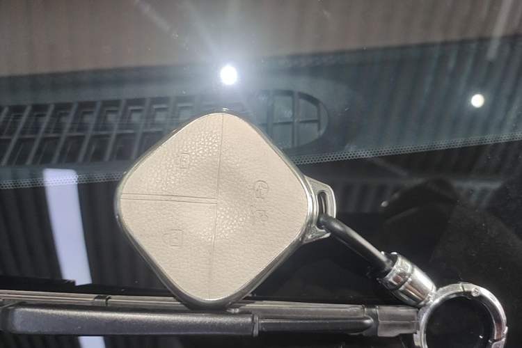 Used Wuling Bingo 2024 333 km Enjoyment Version Vehicle Key