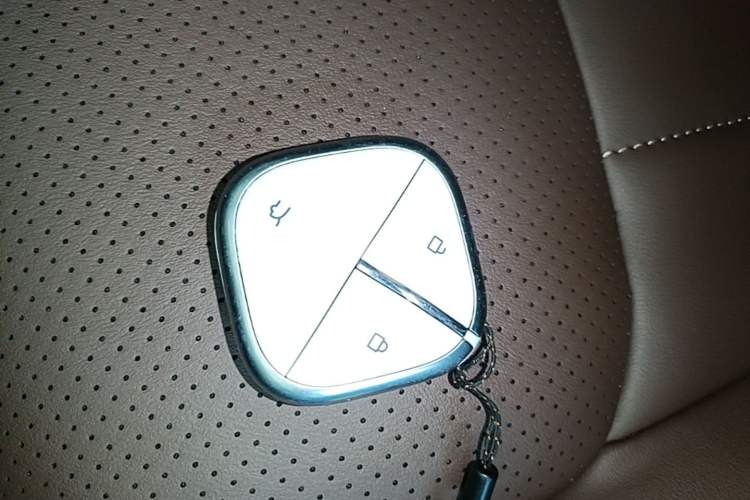Used Wuling Bingo 2024 333 km Enjoyment Version Vehicle Key