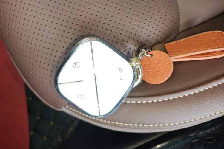 Used Wuling Bingo 2024 333 km Enjoyment Version Vehicle Key