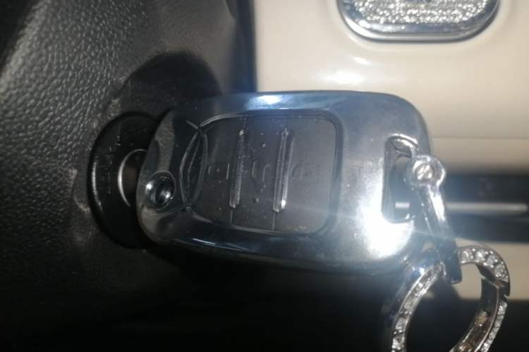Used Wuling Bingo 2024 203km Light Edition Vehicle Key