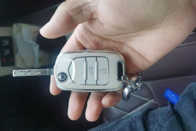 Used Wuling Bingo 2024 203km Light Edition Vehicle Key