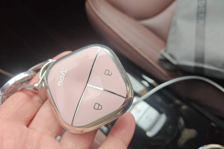 Used Wuling Bingo 2024 333 km Enjoyment Version Vehicle Key