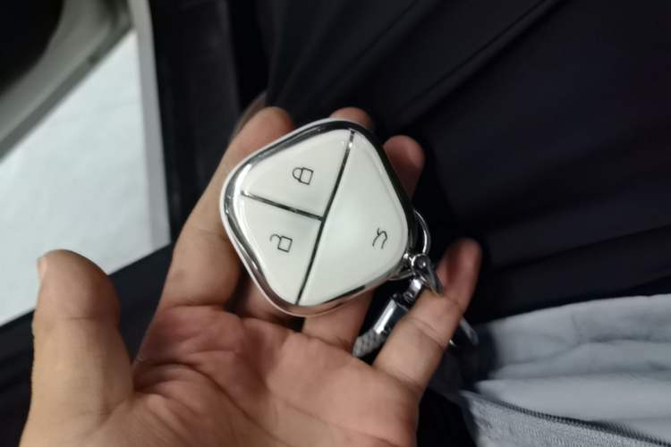 Used Wuling Bingo 2024 333 km Enjoyment Version Vehicle Key