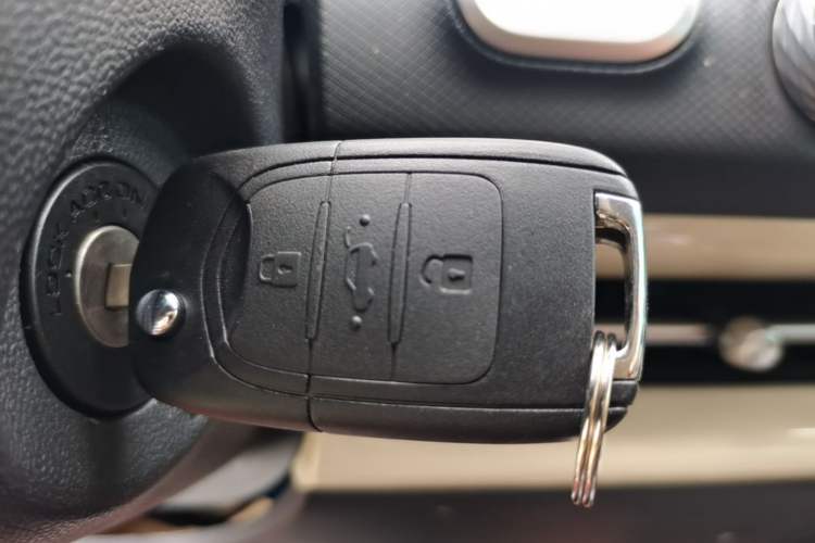 Used Wuling Bingo 2024 203km Light Edition Vehicle Key