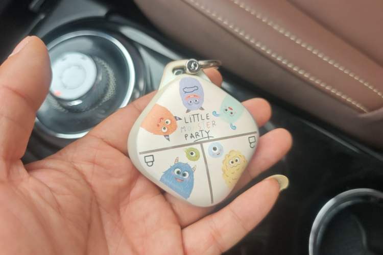 Used Wuling Bingo 2024 333 km Lingxi Connected Version Vehicle Key