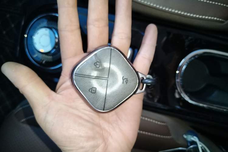 Used Wuling Bingo 2024 333 km Enjoyment Version Vehicle Key
