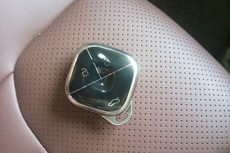 Used Wuling Bingo 2024 333 km Enjoyment Version Vehicle Key