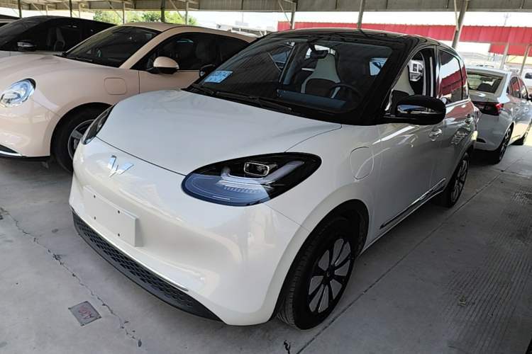 Used Wuling Bingo 2024 333 km Lingxi Connected Version Guazi used car, China used car export, Used car for sale, Used  cars, Cheapest cars for sale