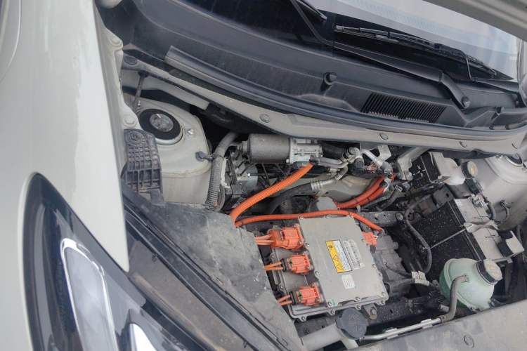 Used Wuling Bingo 2024 333 km Enjoyment Version Engine Bay Right