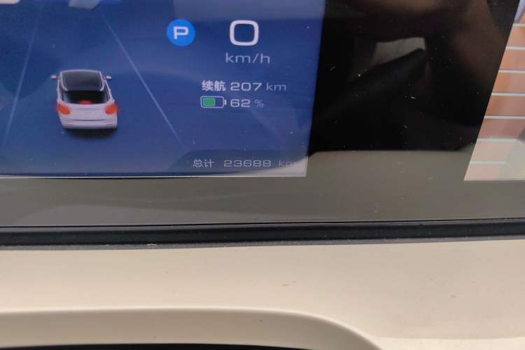 Used Wuling Bingo 2024 333 km Enjoyment Version Odometer Close Up