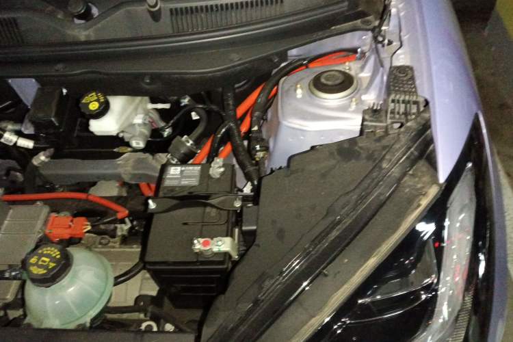 Used Wuling Bingo 2025 333 km Lingxi Deluxe Edition Engine Bay Left
