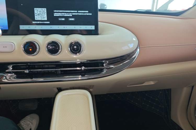 Used Wuling Bingo 2025 410 km Lingxi Deluxe Edition Audio And AC Panel