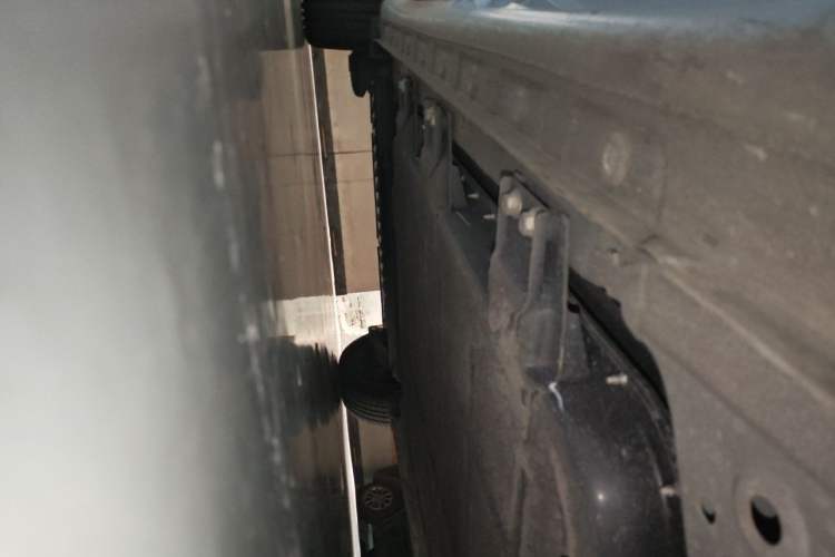 Used Wuling Bingo 2025 333 km Lingxi Connected Version Chassis Front Right