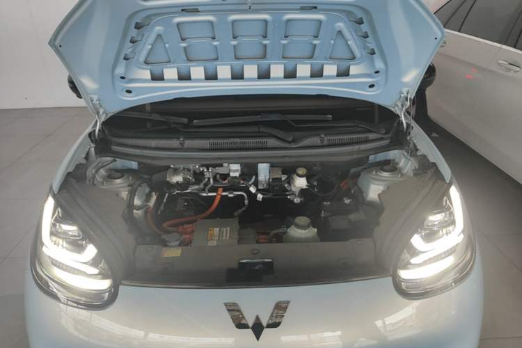 Used Wuling Bingo 2025 410 km Lingxi Deluxe Edition Engine Bay