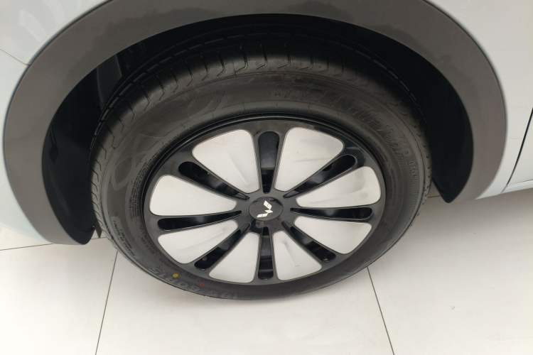 Used Wuling Bingo 2025 333 km Lingxi Deluxe Edition Exterior 4
