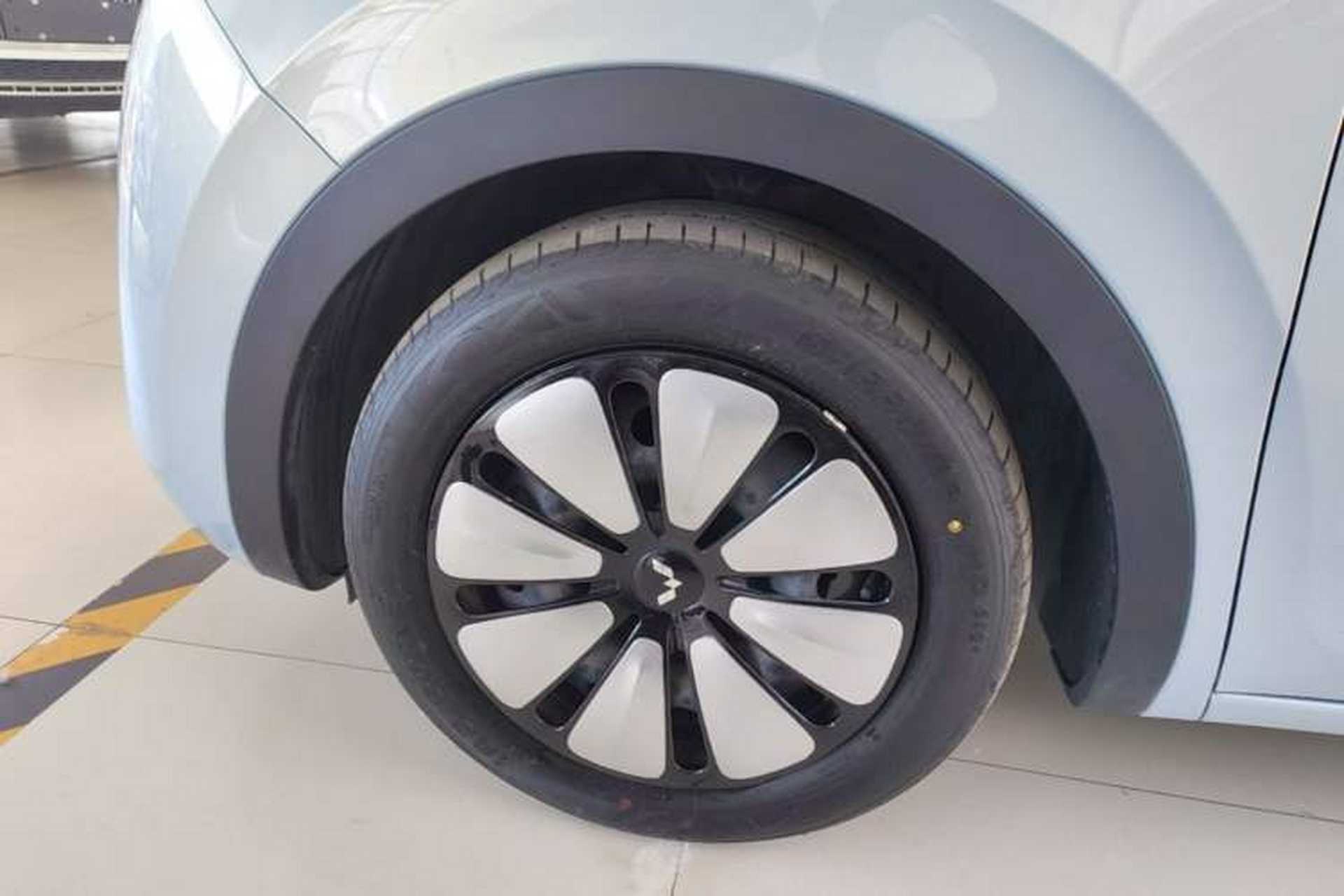 Used Wuling Bingo 2025 410 km Lingxi Deluxe Edition Exterior 4