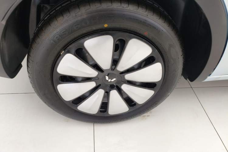Used Wuling Bingo 2025 333 km Lingxi Deluxe Edition Exterior 5