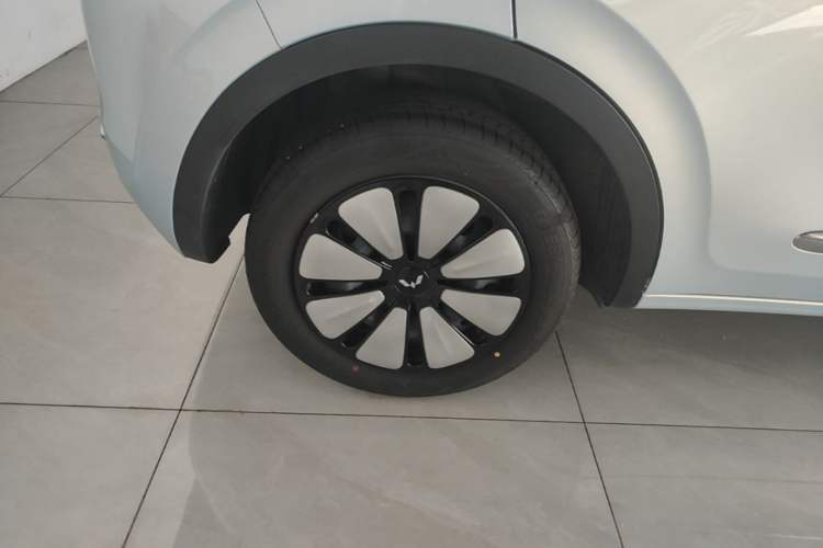 Used Wuling Bingo 2025 410 km Lingxi Deluxe Edition Exterior 5