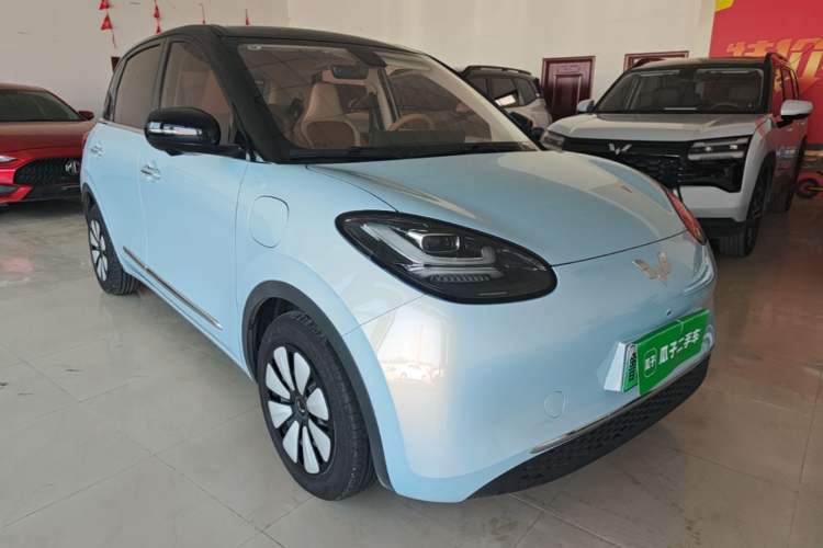 Used Wuling Bingo 2025 410 km Lingxi Deluxe Edition Front Right 45 Deg