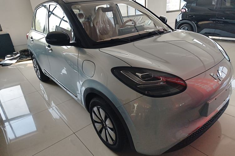 Used Wuling Bingo 2025 333 km Enjoyment Version Front Right 45 Deg