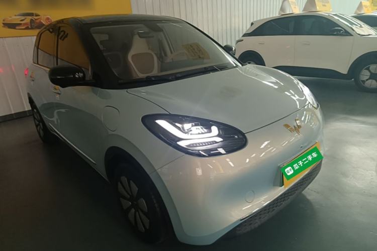 Used Wuling Bingo 2025 410 km Lingxi Deluxe Edition Front Right 45 Deg
