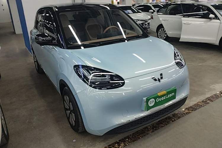 Used Wuling Bingo 2025 410 km Lingxi Deluxe Edition Front Right 45 Deg