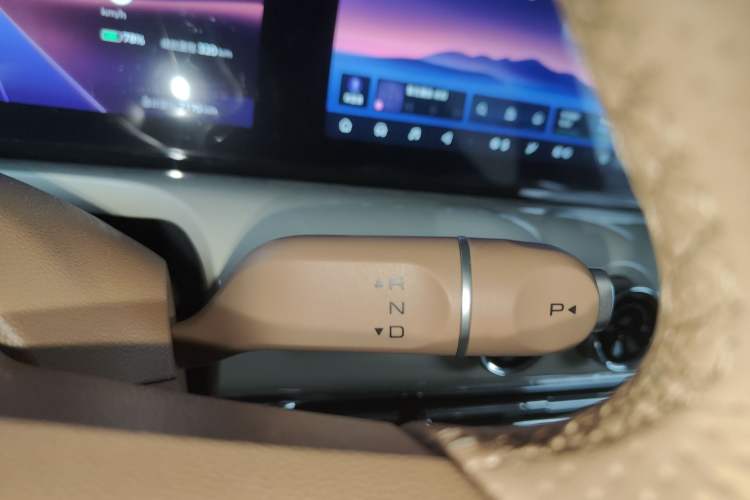 Used Wuling Bingo 2025 410 km Lingxi Deluxe Edition Gear Lever