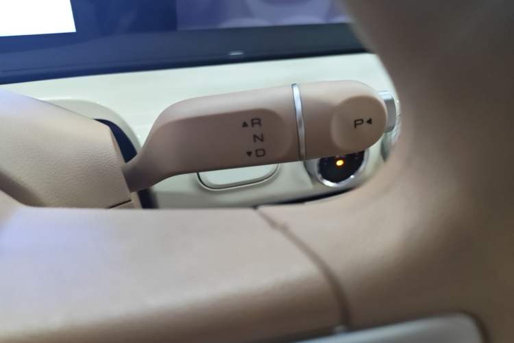 Used Wuling Bingo 2025 333 km Enjoyment Version Gear Lever