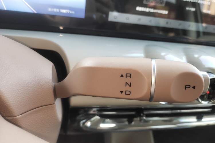 Used Wuling Bingo 2025 333 km Lingxi Deluxe Edition Gear Lever
