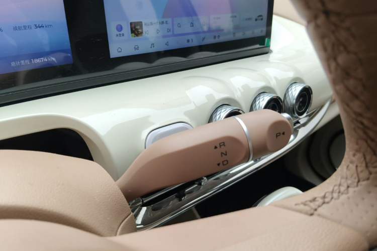 Used Wuling Bingo 2025 410 km Lingxi Deluxe Edition Gear Lever